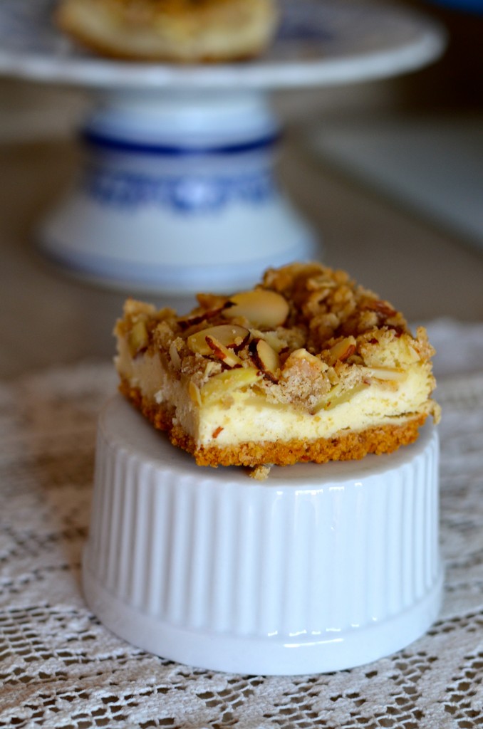 Almond Streusal Cheesecake Bars