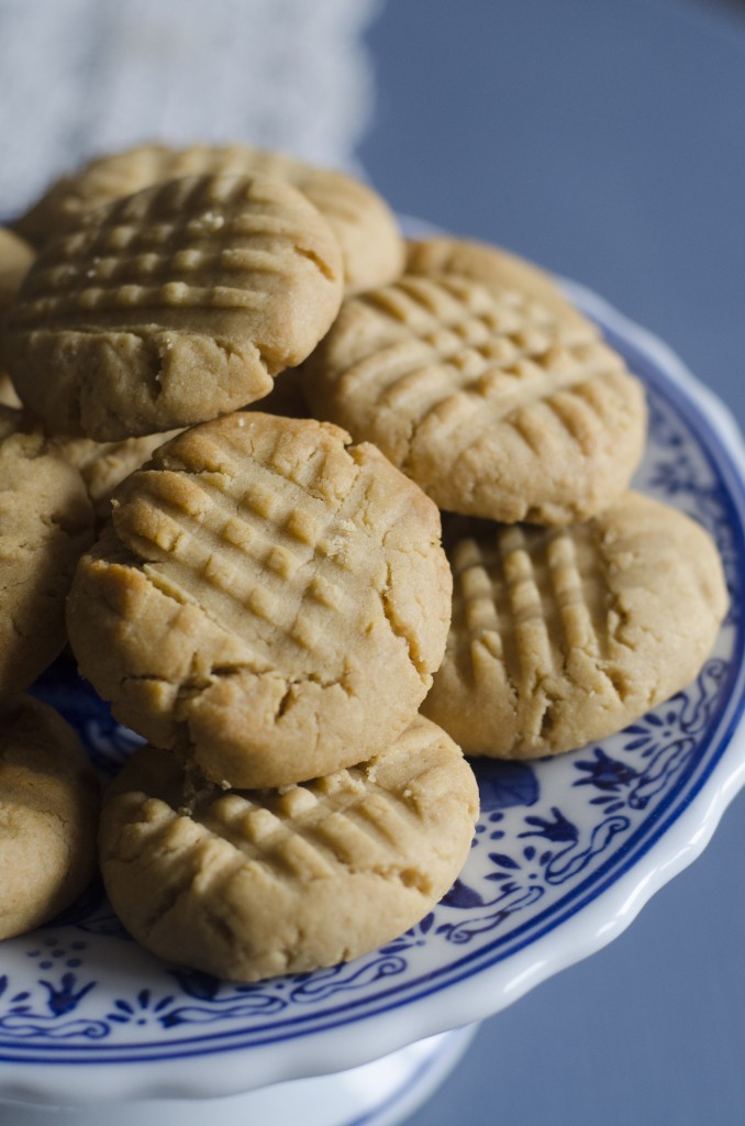 Naturally Sweet Peanut Butter Cookies | Anecdotes and Apple Cores