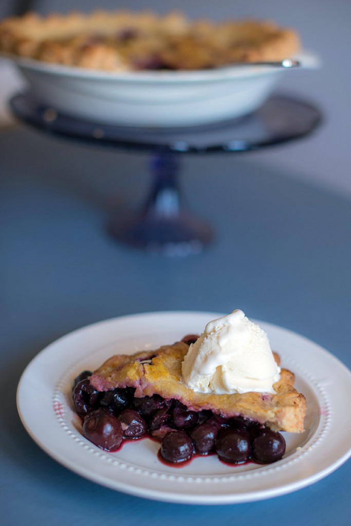 Cherry Pie (with almond flour and coconut sugar)