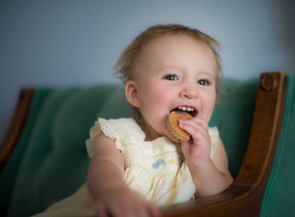 Lulu eats Graham Crackers