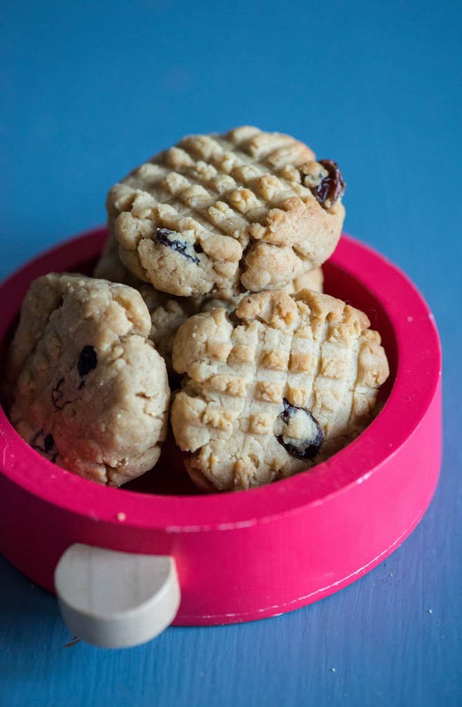 Peanut Butter and Jelly Cookies. Free of refined sugar and perfect for little ones!
