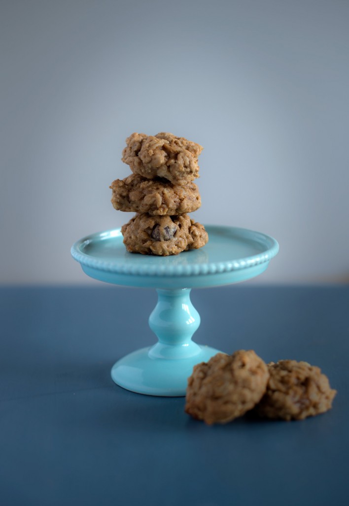 Pear and Dark Chocolate Oatmeal Cookies